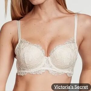 Victoria's Secret Cream Coconut Boho Lace Bra Lightly Lined Very Lifting